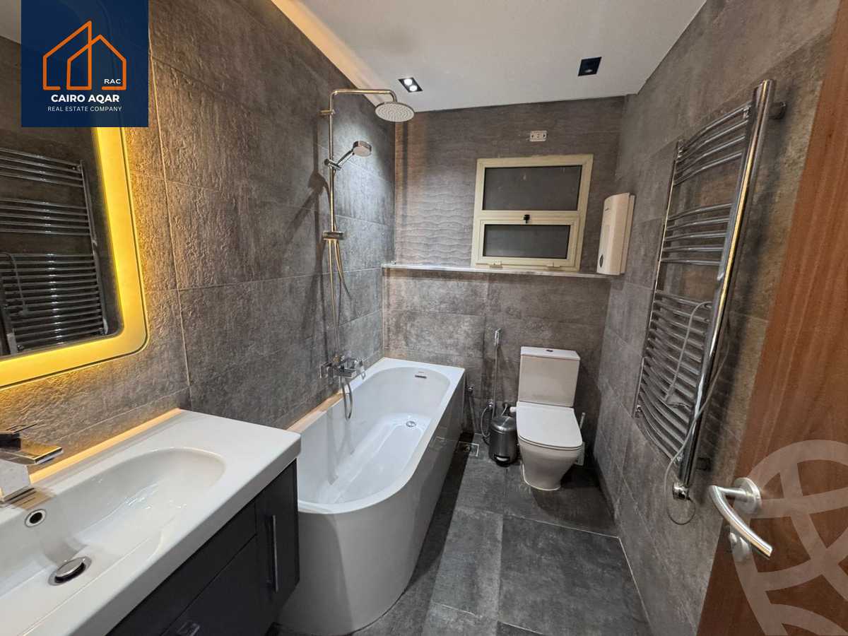 https://aqarmap.com.eg/en/listing/5337668-for-rent-cairo-new-cairo-lrhb-city-phase-5-talaat-mostafa-st