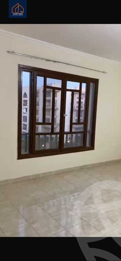 https://aqarmap.com.eg/ar/listing/5337795-for-rent-cairo-new-cairo-lrhb-city-phase-5-talaat-mostafa-st