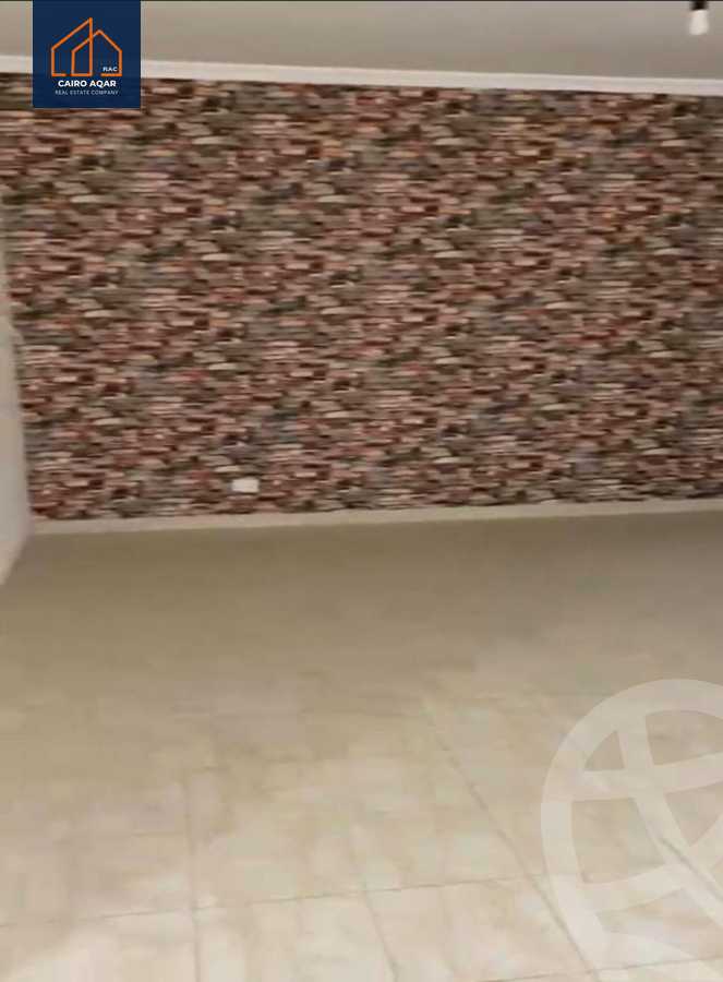 https://aqarmap.com.eg/ar/listing/5354051-for-rent-cairo-new-cairo-lrhb-city-phase-5-talaat-mostafa-st