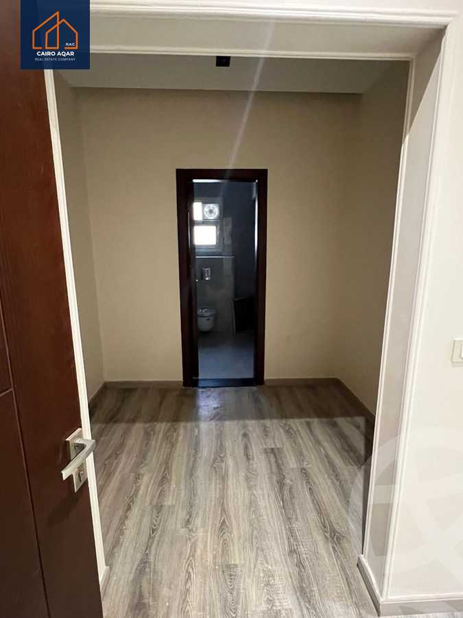 https://aqarmap.com.eg/en/listing/5357370-for-rent-cairo-new-cairo-lrhb-city-phase-8