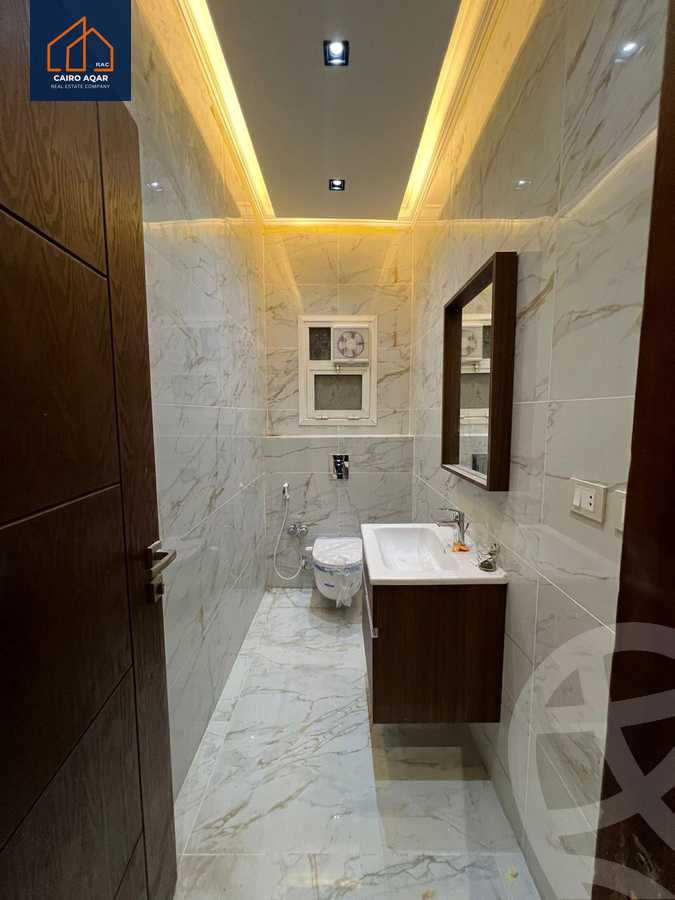 https://aqarmap.com.eg/en/listing/5357370-for-rent-cairo-new-cairo-lrhb-city-phase-8