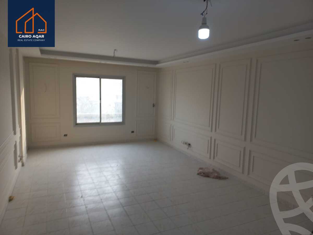 https://aqarmap.com.eg/en/listing/5379278-for-sale-cairo-new-cairo-lrhb-city-phase-1-ahmed-rami-st