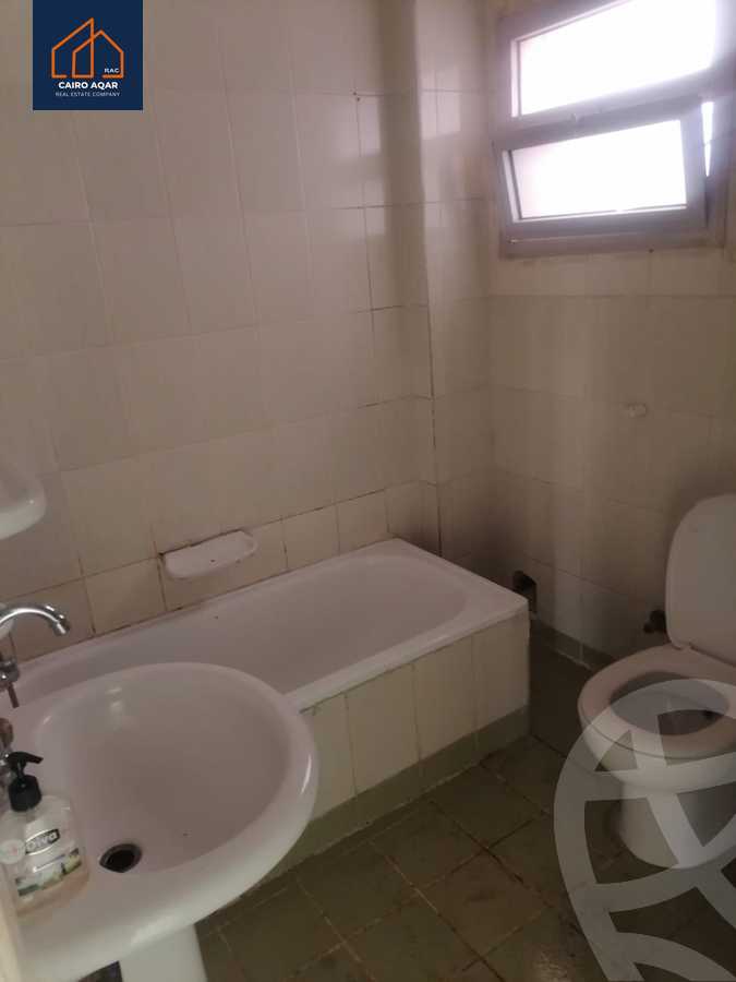 https://aqarmap.com.eg/ar/listing/5379485-for-sale-cairo-new-cairo-lrhb-city-phase-3-umm-kolthom-st