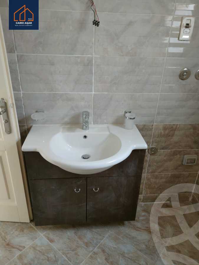 https://aqarmap.com.eg/ar/listing/5379873-for-rent-cairo-new-cairo-madinaty-eleventh-zone-buildings-group-114