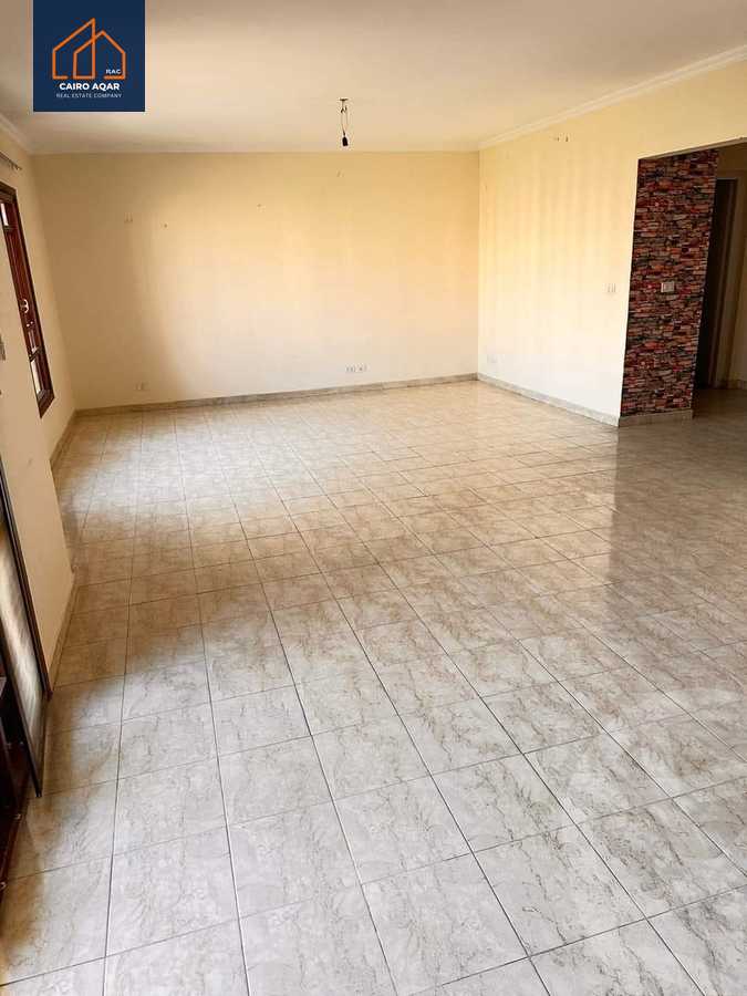 https://aqarmap.com.eg/ar/listing/5401361-for-rent-cairo-new-cairo-lrhb-city-phase-5-talaat-mostafa-st