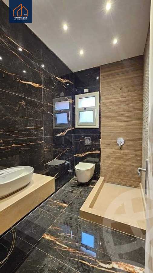 https://aqarmap.com.eg/en/listing/5401718-for-sale-cairo-new-cairo-lrhb-city-mtdd-lrhb-doctor-ahmed-zewail-st