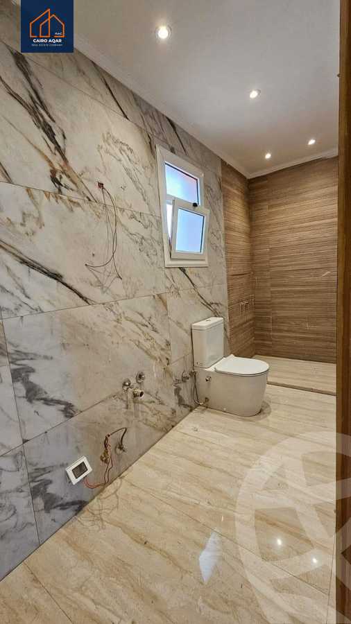 https://aqarmap.com.eg/en/listing/5401718-for-sale-cairo-new-cairo-lrhb-city-mtdd-lrhb-doctor-ahmed-zewail-st