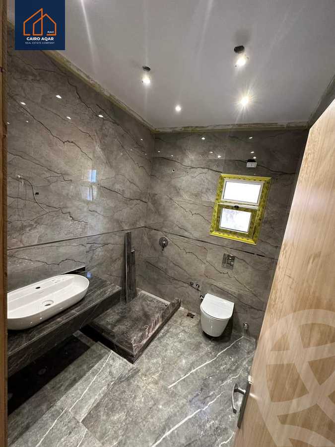 https://aqarmap.com.eg/en/listing/5401718-for-sale-cairo-new-cairo-lrhb-city-mtdd-lrhb-doctor-ahmed-zewail-st