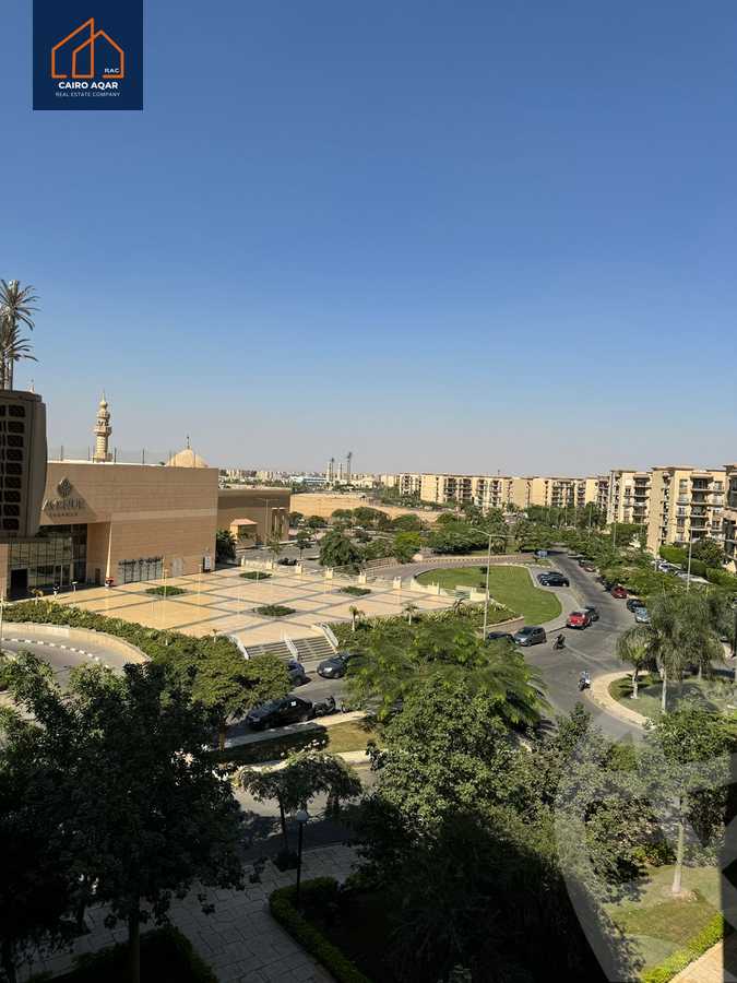 https://aqarmap.com.eg/en/listing/5401802-for-sale-cairo-new-cairo-lrhb-city-phase-8