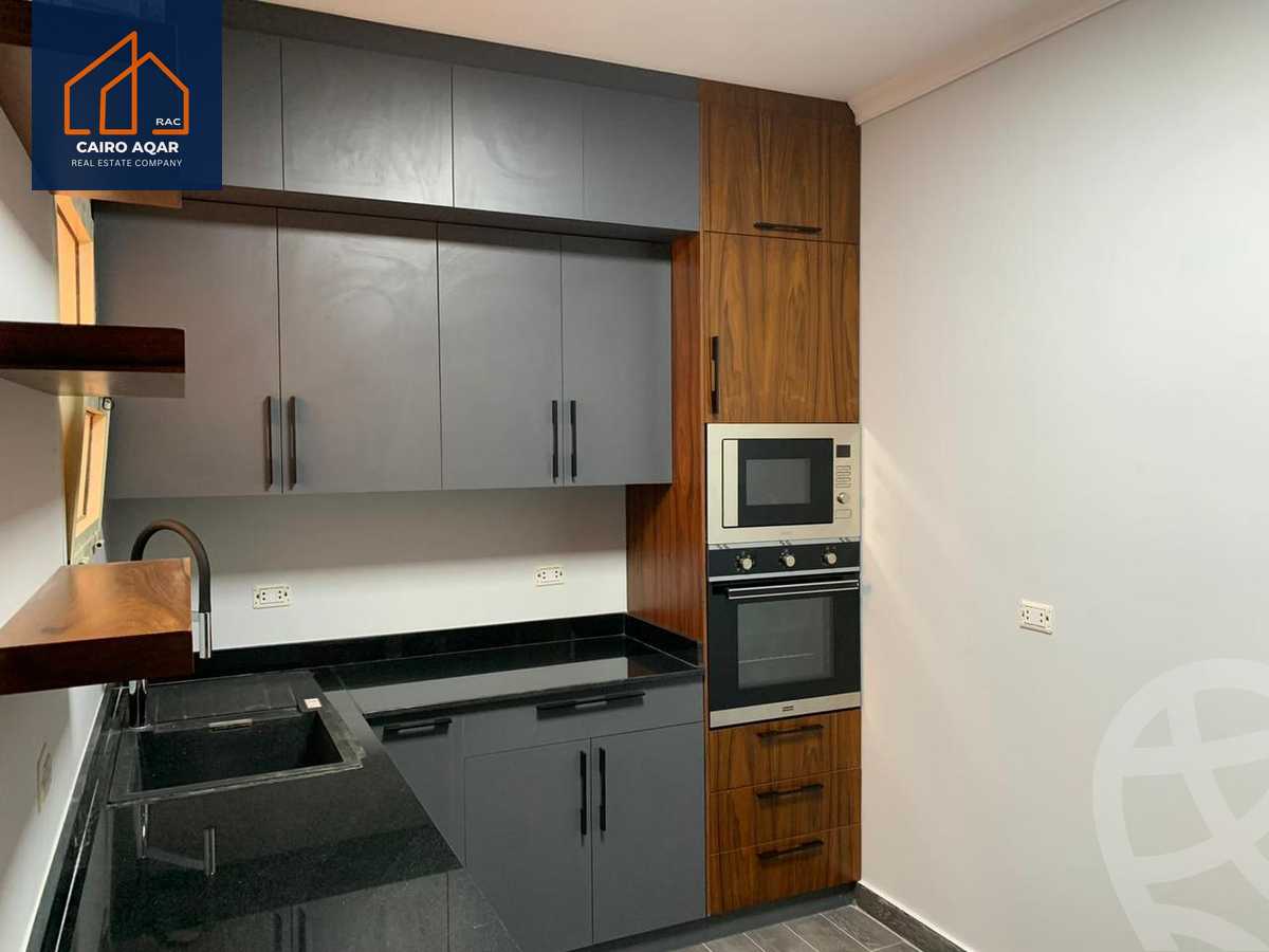https://aqarmap.com.eg/ar/listing/5401832-for-rent-cairo-new-cairo-lrhb-city-phase-5-talaat-mostafa-st