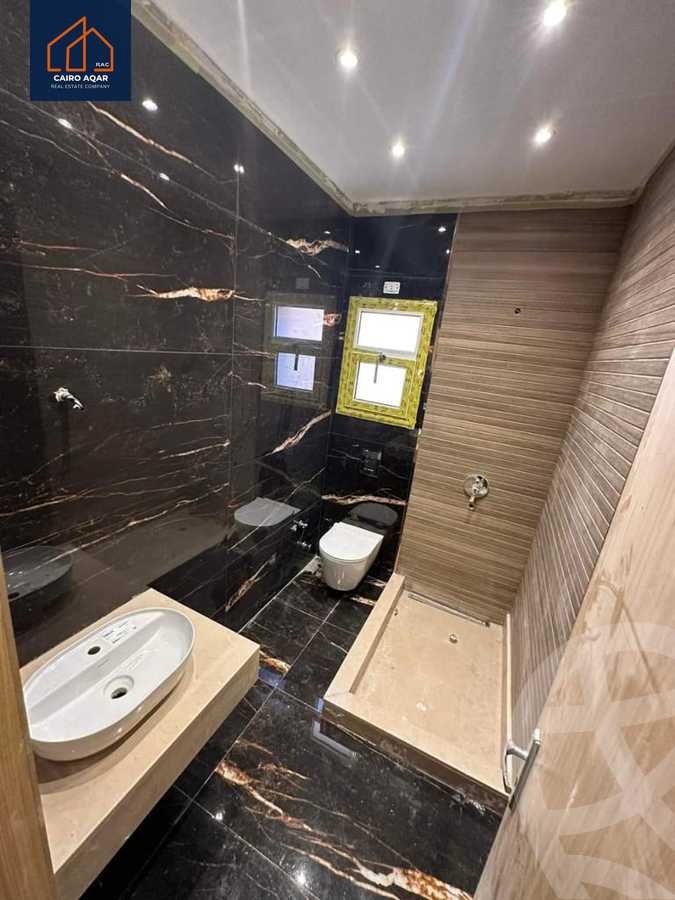 https://aqarmap.com.eg/ar/listing/5401795-for-sale-cairo-new-cairo-lrhb-city-phase-7