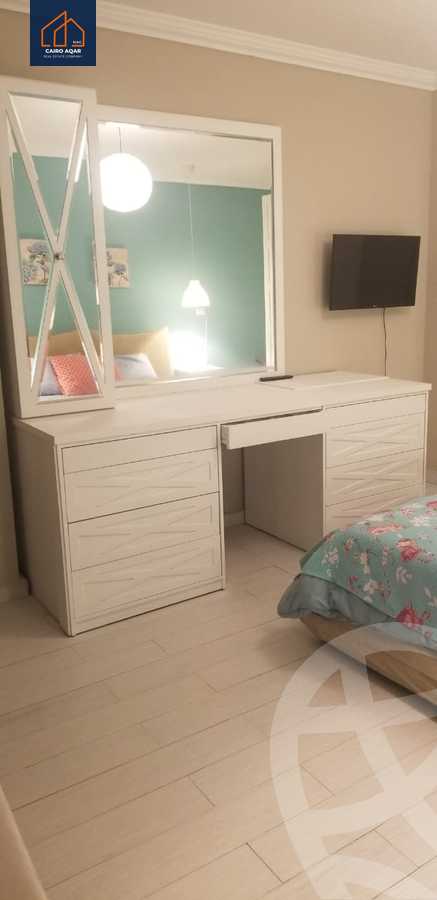 https://aqarmap.com.eg/en/listing/5412757-for-rent-cairo-new-cairo-lrhb-city-phase-4