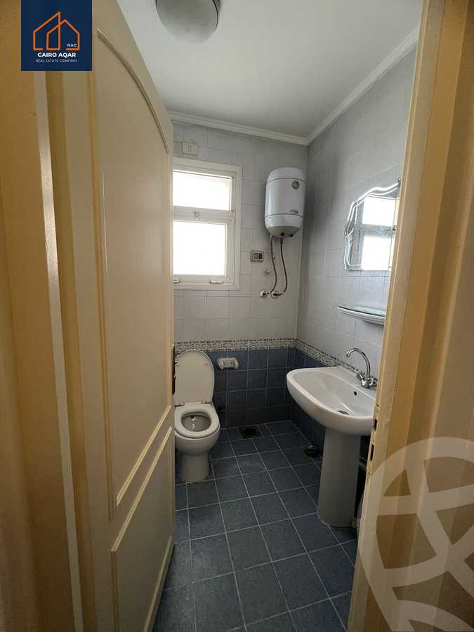 https://aqarmap.com.eg/en/listing/5413627-for-rent-cairo-new-cairo-lrhb-city-phase-4-mostafa-el-nahaas-st