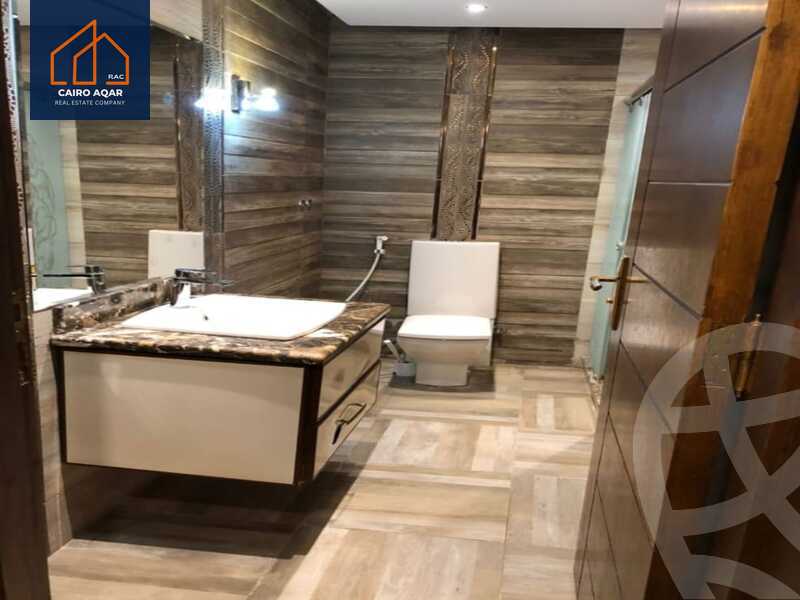 https://aqarmap.com.eg/en/listing/5413778-for-sale-cairo-new-cairo-lrhb-city-phase-5-talaat-mostafa-st