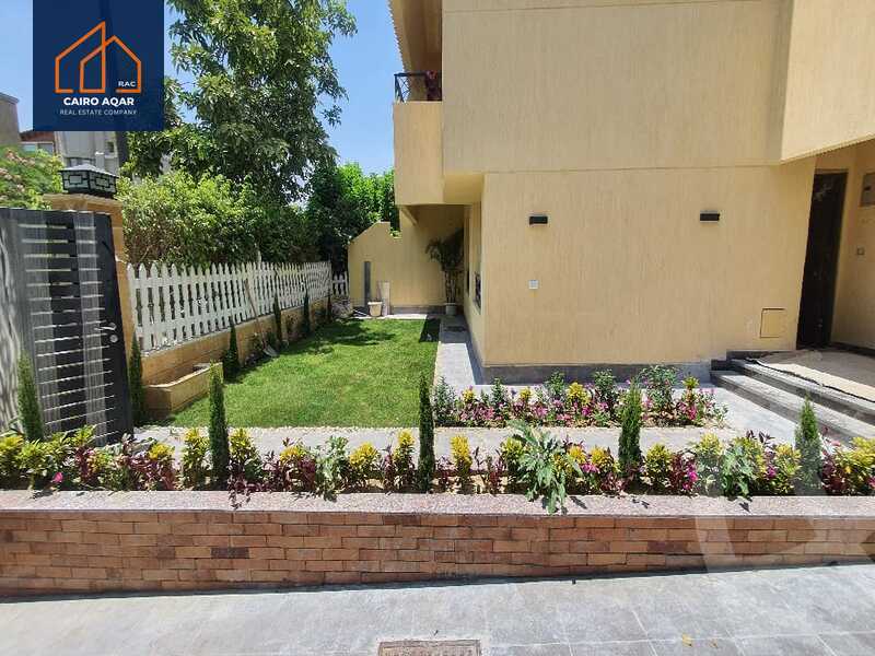 https://aqarmap.com.eg/en/listing/5415048-for-sale-cairo-new-cairo-lrhb-city-malls-and-markets