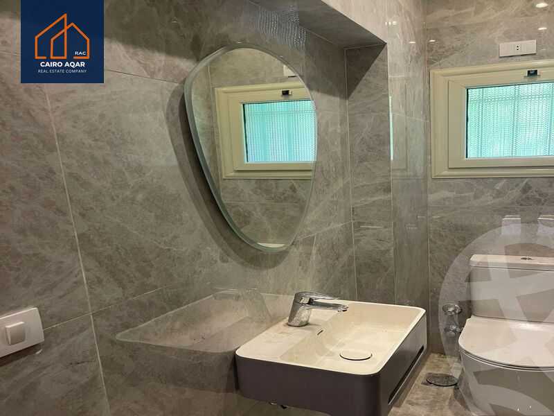 https://aqarmap.com.eg/en/listing/5415048-for-sale-cairo-new-cairo-lrhb-city-malls-and-markets