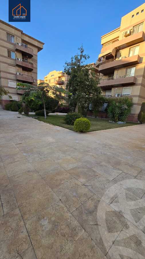 https://aqarmap.com.eg/en/listing/5421822-for-sale-cairo-new-cairo-lrhb-city-phase-4-mostafa-el-nahaas-st