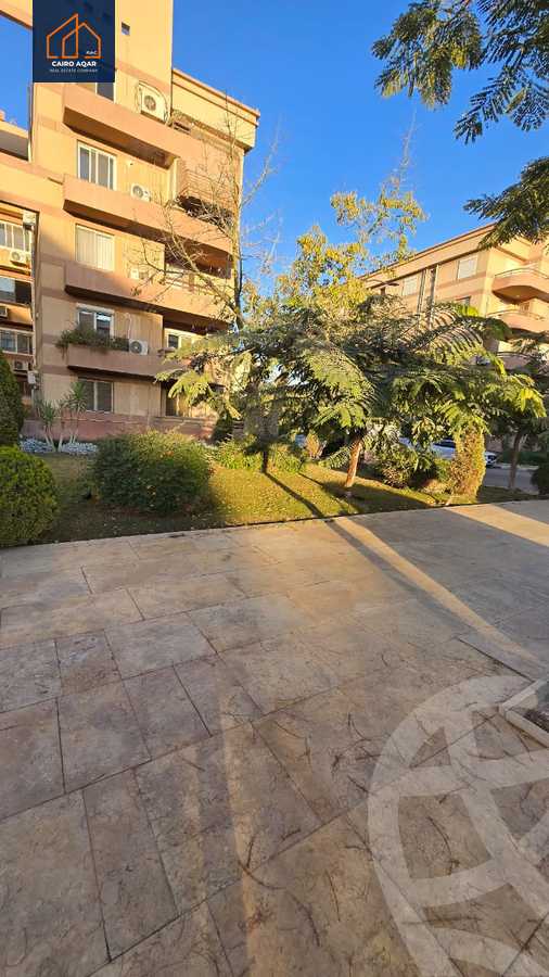 https://aqarmap.com.eg/en/listing/5421822-for-sale-cairo-new-cairo-lrhb-city-phase-4-mostafa-el-nahaas-st