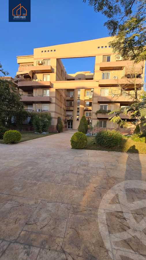 https://aqarmap.com.eg/en/listing/5421822-for-sale-cairo-new-cairo-lrhb-city-phase-4-mostafa-el-nahaas-st