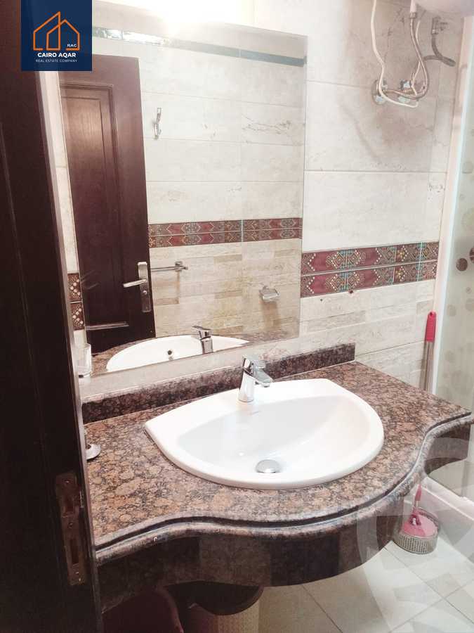 https://aqarmap.com.eg/ar/listing/5421862-for-sale-cairo-new-cairo-lrhb-city-phase-2-shr-tl-t-mstfy