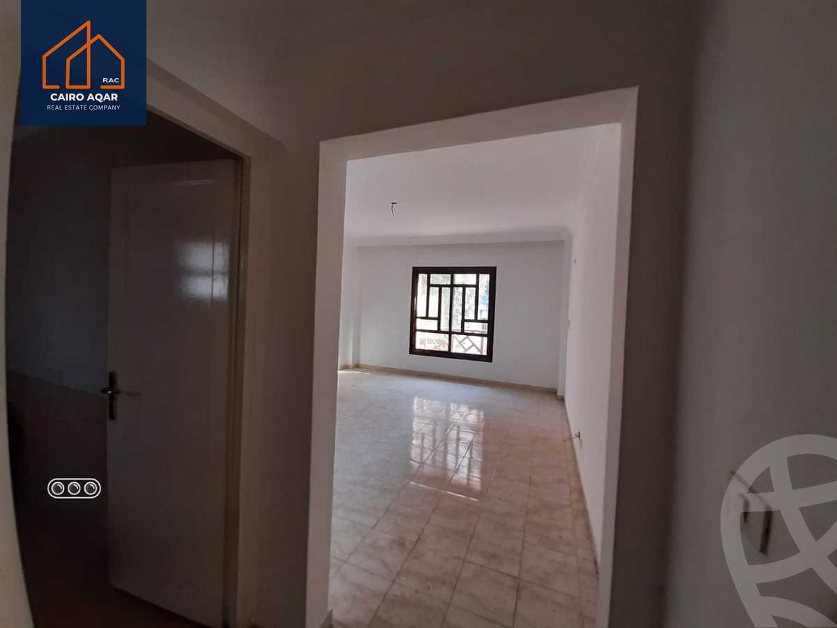 https://aqarmap.com.eg/ar/listing/5440597-for-rent-cairo-new-cairo-lrhb-city-phase-5-talaat-mostafa-st