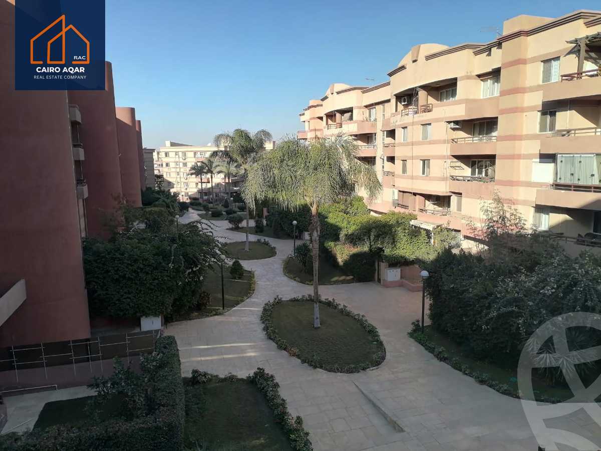 https://aqarmap.com.eg/en/listing/5463023-for-sale-cairo-new-cairo-lrhb-city-phase-4-ahmed-oraby-st