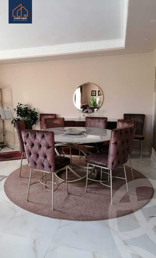 https://aqarmap.com.eg/en/listing/5465917-for-sale-cairo-new-cairo-lrhb-city-phase-4-mohammed-farid-st