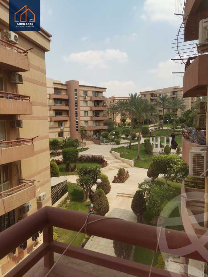 https://aqarmap.com.eg/ar/listing/5471273-for-sale-cairo-new-cairo-lrhb-city-phase-4-mostafa-el-nahaas-st