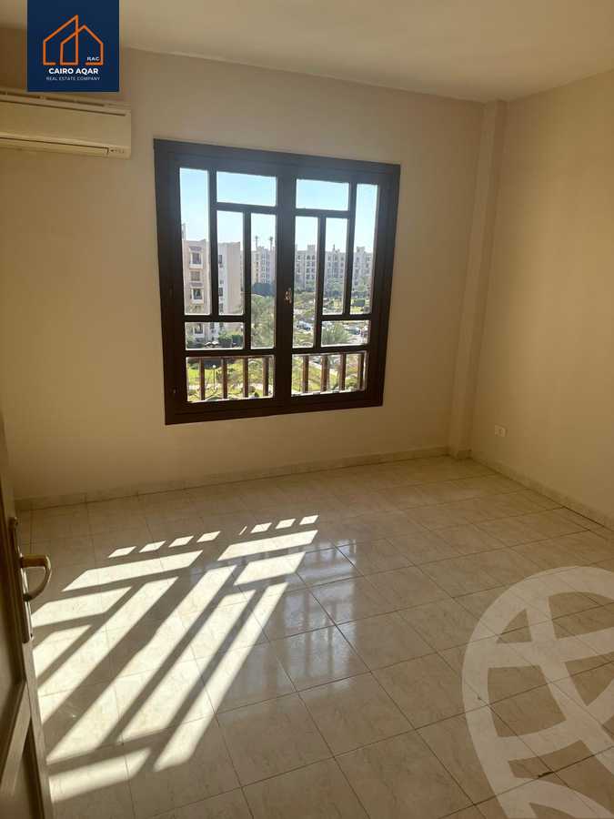 https://aqarmap.com.eg/en/listing/5471399-for-sale-cairo-new-cairo-lrhb-city-phase-5-talaat-mostafa-st