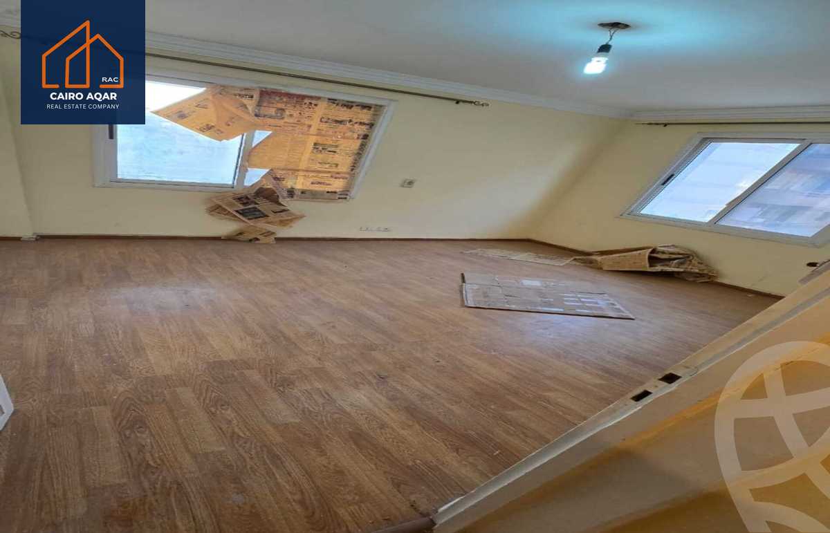 https://aqarmap.com.eg/ar/listing/5474763-for-sale-cairo-new-cairo-lrhb-city-phase-4-mohammed-farid-st
