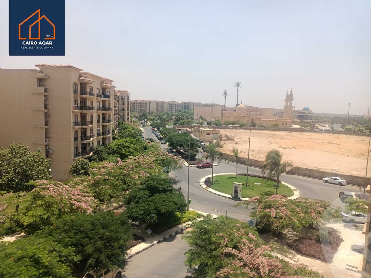 https://aqarmap.com.eg/ar/listing/5479042-for-sale-cairo-new-cairo-lrhb-city-mtdd-lrhb-phase-8
