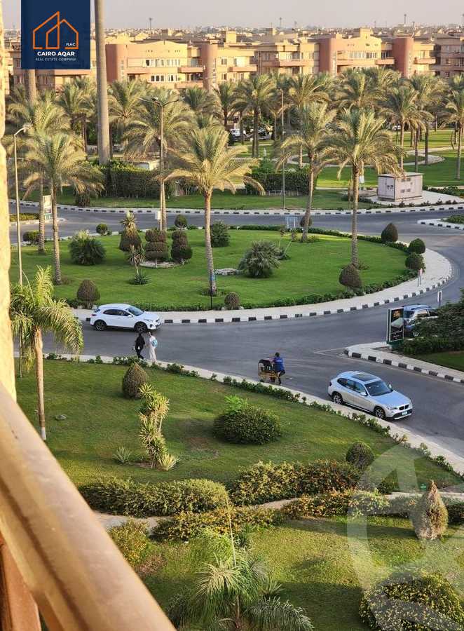 https://aqarmap.com.eg/ar/listing/5495008-for-sale-cairo-new-cairo-lrhb-city-phase-5-talaat-mostafa-st