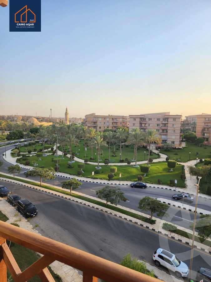 https://aqarmap.com.eg/ar/listing/5495008-for-sale-cairo-new-cairo-lrhb-city-phase-5-talaat-mostafa-st