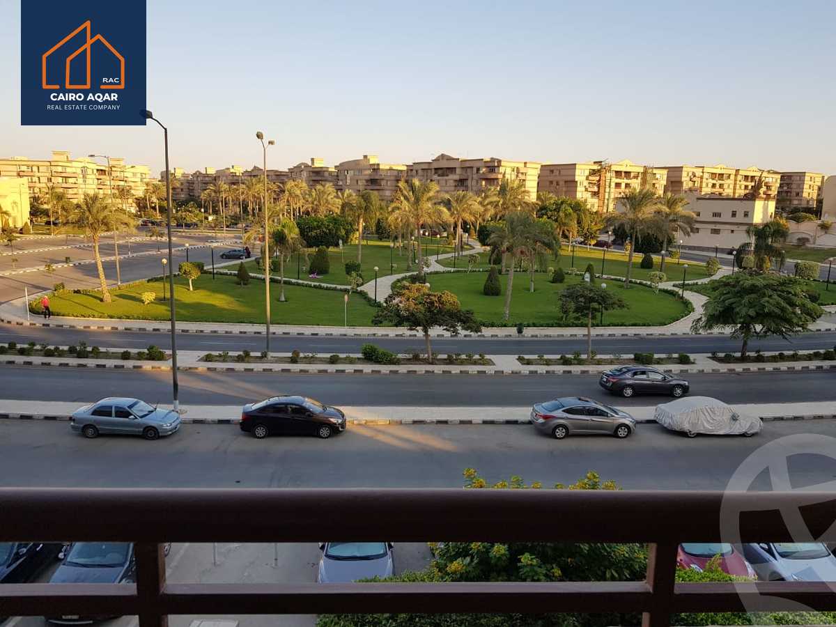 https://aqarmap.com.eg/en/listing/5495123-for-sale-cairo-new-cairo-lrhb-city-phase-4-mostafa-el-nahaas-st