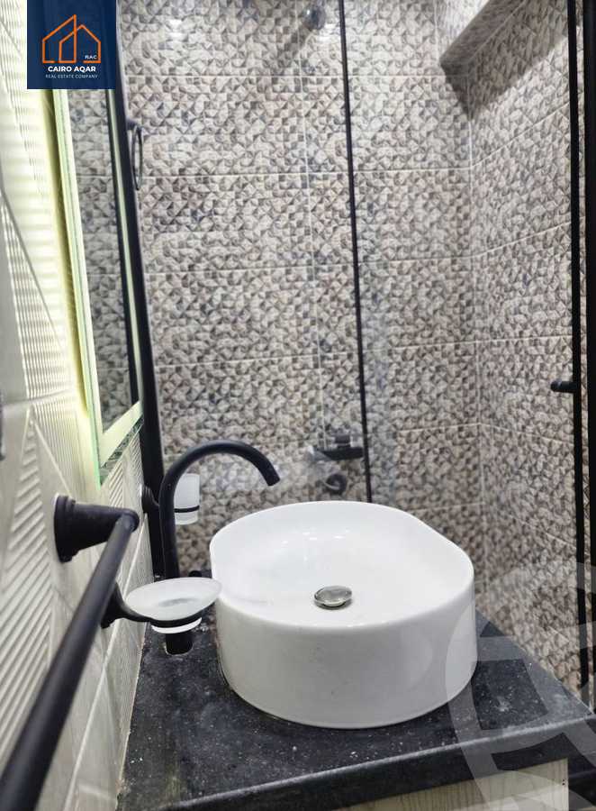https://aqarmap.com.eg/en/listing/5495837-for-sale-cairo-new-cairo-lrhb-city-mtdd-lrhb-phase-8