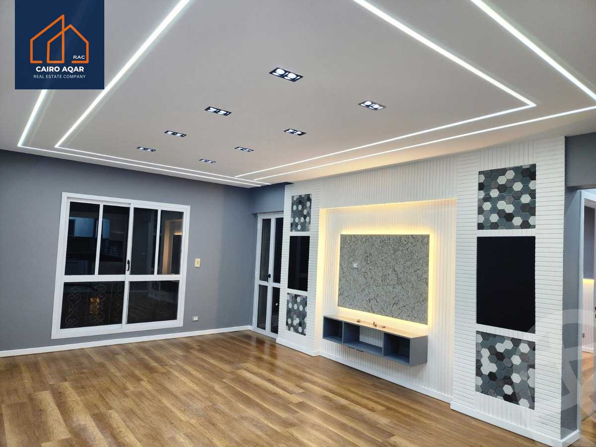 https://aqarmap.com.eg/en/listing/5495837-for-sale-cairo-new-cairo-lrhb-city-mtdd-lrhb-phase-8