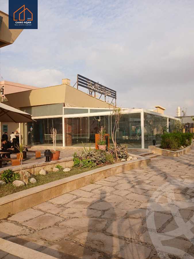 https://aqarmap.com.eg/en/listing/5513368-for-sale-cairo-new-cairo-lrhb-city-malls-and-markets