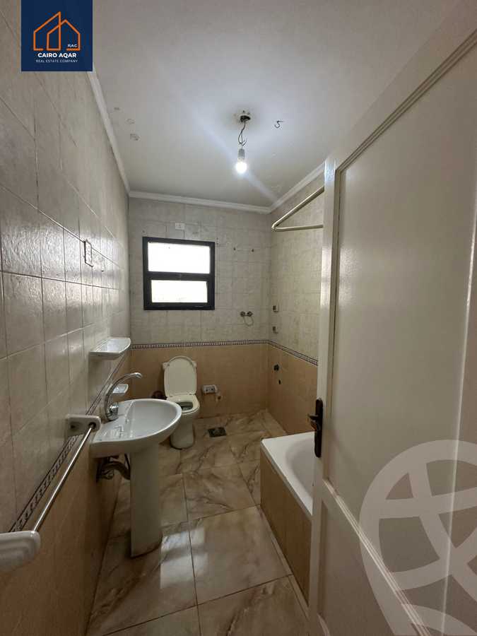https://aqarmap.com.eg/en/listing/5517518-for-sale-cairo-new-cairo-lrhb-city-phase-5-talaat-mostafa-st