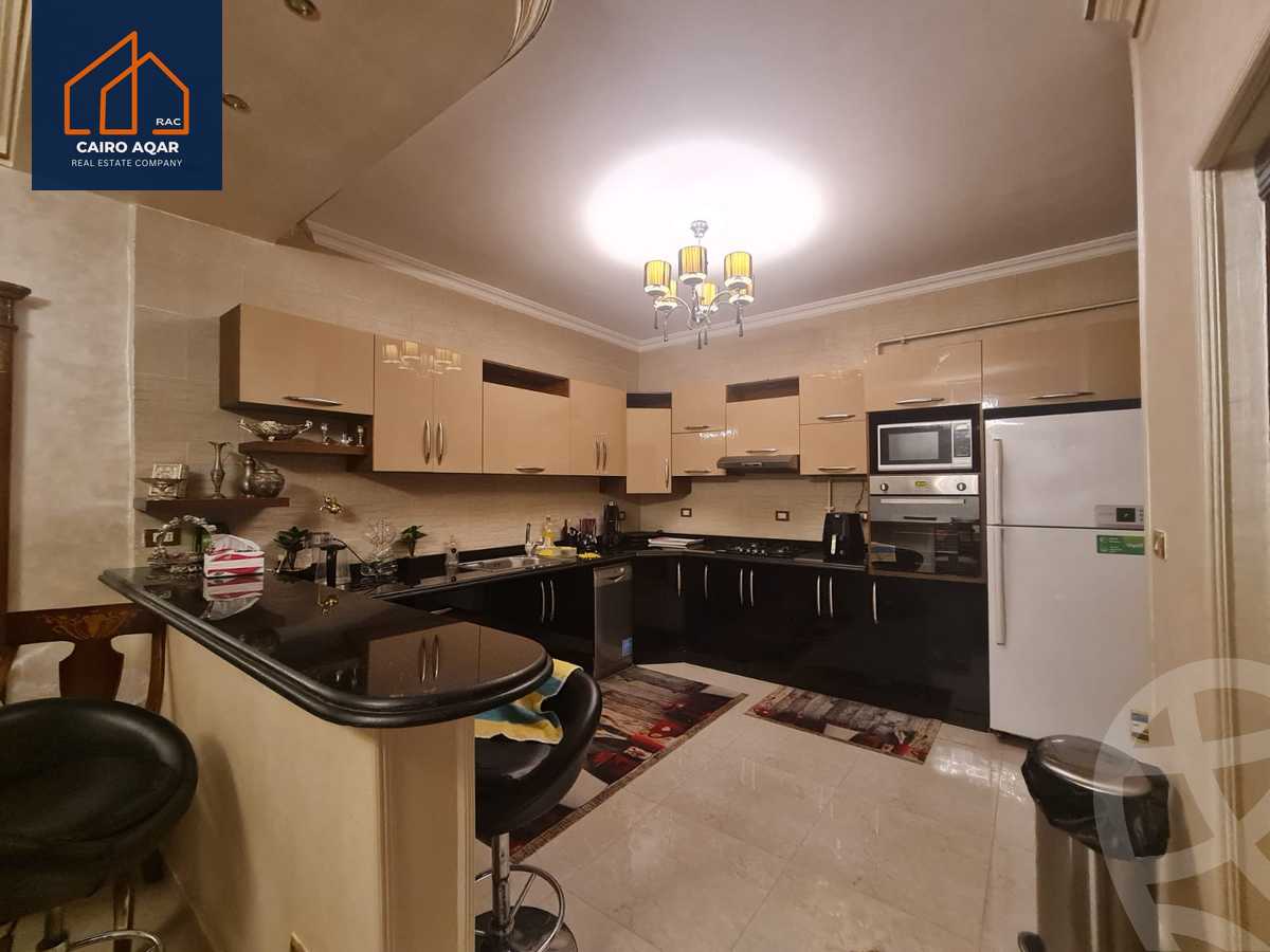 https://aqarmap.com.eg/en/listing/5524474-for-sale-cairo-new-cairo-lrhb-city-phase-2-osama-ibn-zaid-st