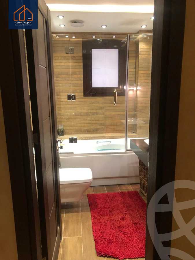 https://aqarmap.com.eg/en/listing/5533616-for-sale-cairo-new-cairo-lrhb-city-phase-4-mohammed-farid-st