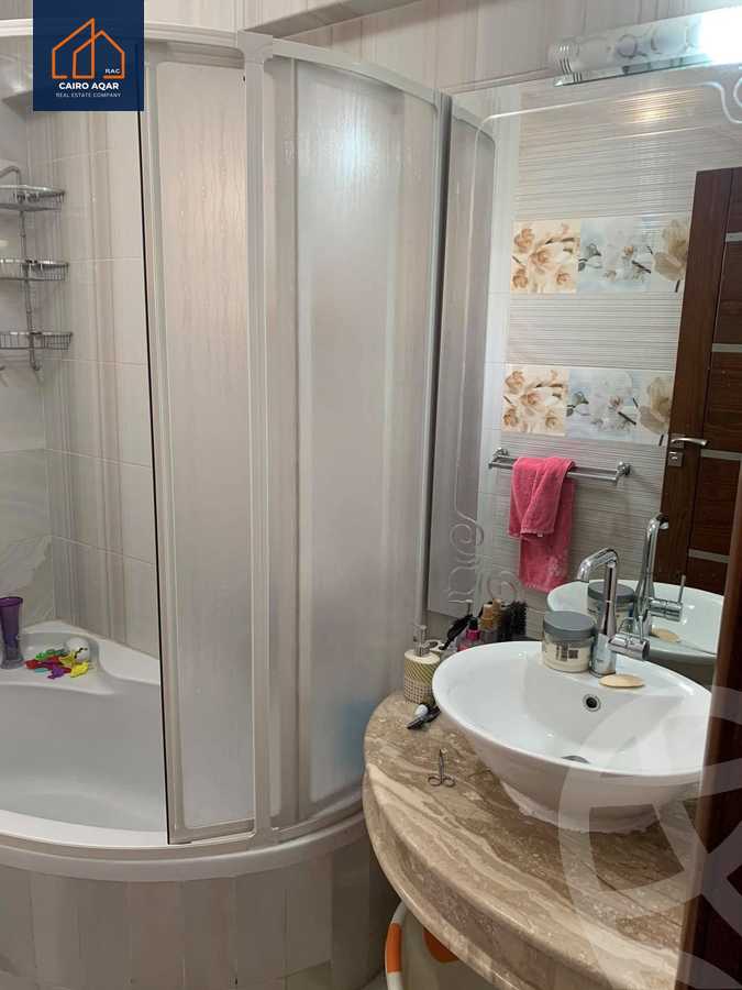 https://aqarmap.com.eg/en/listing/5534382-for-sale-cairo-new-cairo-lrhb-city-mtdd-lrhb-phase-8