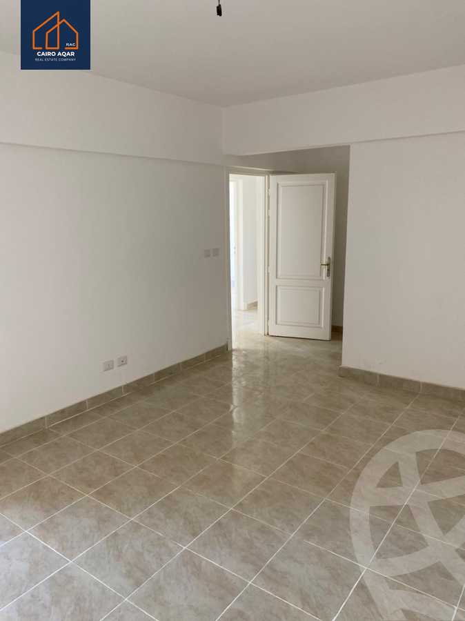 https://aqarmap.com.eg/en/listing/5550651-for-sale-cairo-new-cairo-lrhb-city-mtdd-lrhb-phase-7