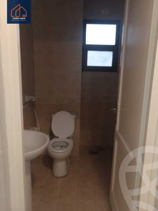 https://aqarmap.com.eg/en/listing/5554075-for-rent-cairo-new-cairo-lrhb-city-phase-5-talaat-mostafa-st