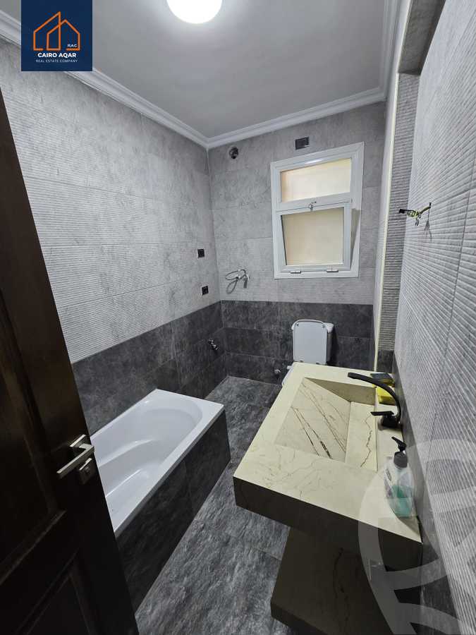 https://aqarmap.com.eg/en/listing/5557961-for-sale-cairo-new-cairo-lrhb-city-phase-4-ahmed-oraby-st