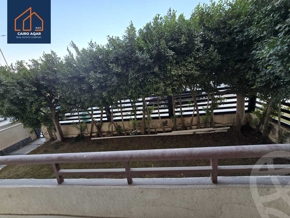 https://aqarmap.com.eg/en/listing/5557961-for-sale-cairo-new-cairo-lrhb-city-phase-4-ahmed-oraby-st