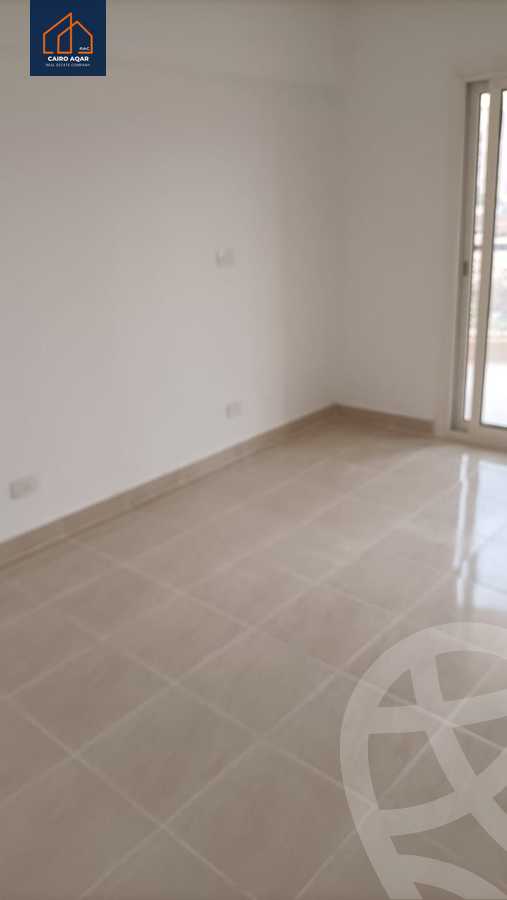 https://aqarmap.com.eg/en/listing/5558076-for-rent-cairo-new-cairo-lrhb-city-mtdd-lrhb-phase-9