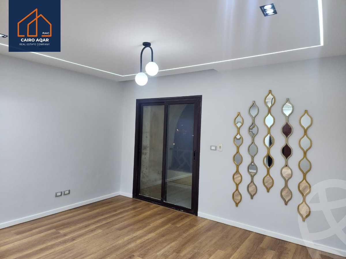 https://aqarmap.com.eg/en/listing/5564867-for-sale-cairo-new-cairo-lrhb-city-mtdd-lrhb-doctor-ahmed-zewail-st