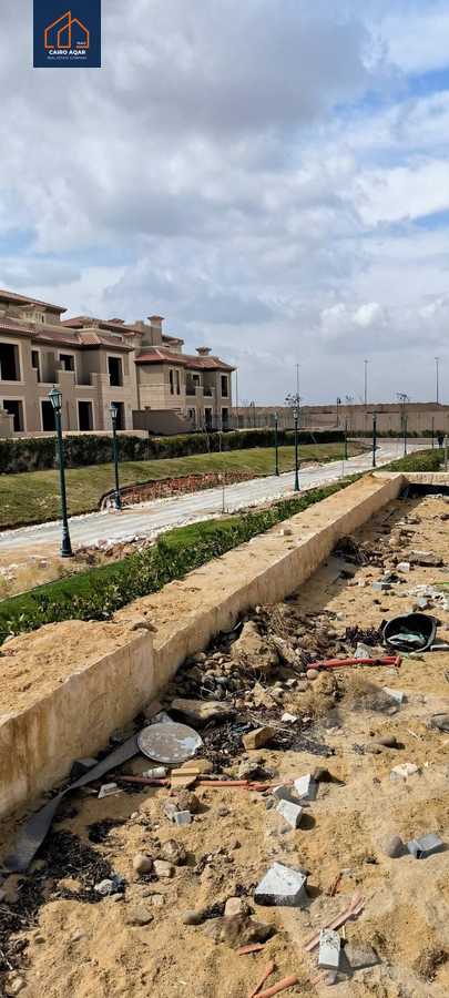 https://aqarmap.com.eg/en/listing/5616179-for-sale-cairo-new-cairo-compounds-el-patio-oro