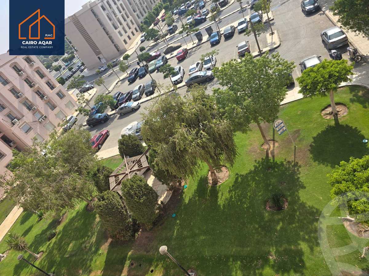 https://aqarmap.com.eg/en/listing/5618981-for-sale-cairo-new-cairo-lrhb-city-phase-2-amr-ibn-el-aas-st