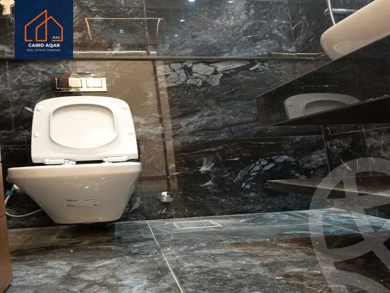 https://aqarmap.com.eg/en/listing/5619773-for-rent-cairo-new-cairo-compounds-hyde-park-centre-ville-hyde-park